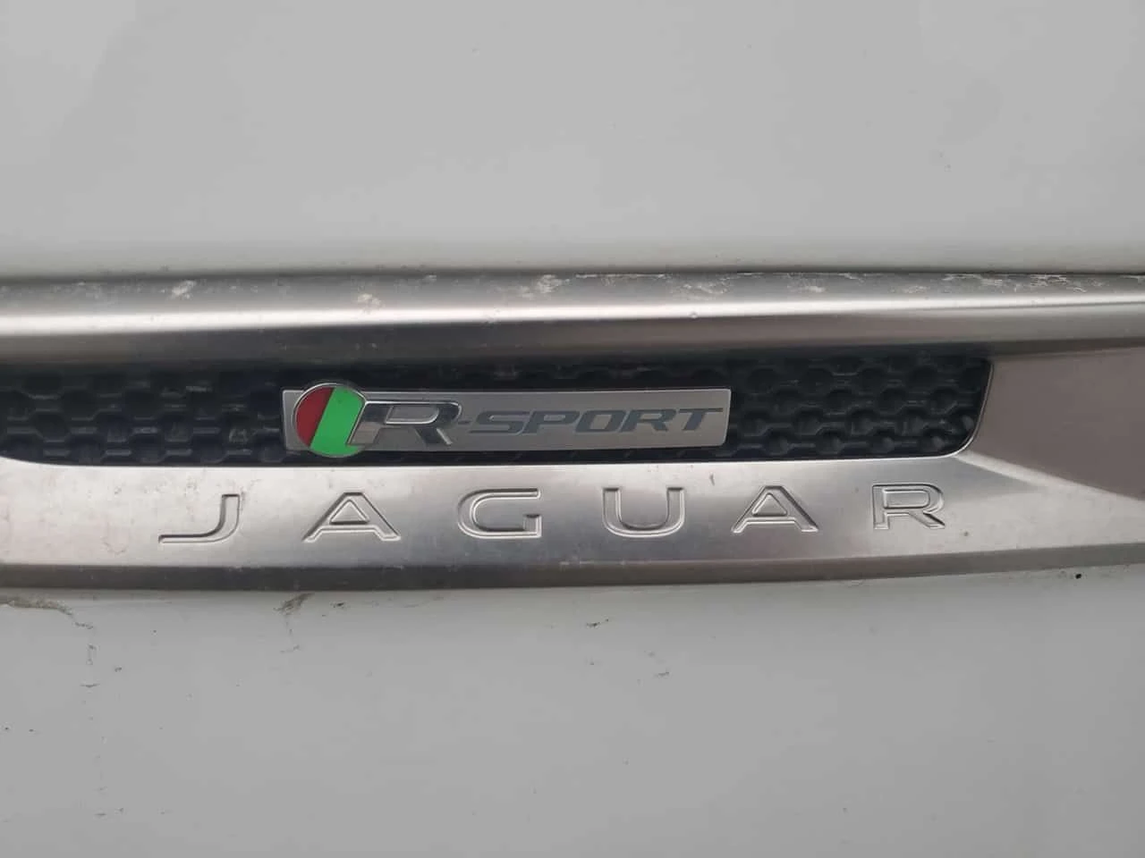 Jaguar F-PACE * AWD 4dr 35t R Sport * CARFAX * ���� �� �� | Mobile.bg � ����������� 10