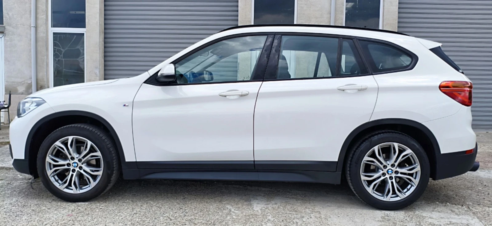 BMW X1, снимка 5 - Автомобили и джипове - 54257096