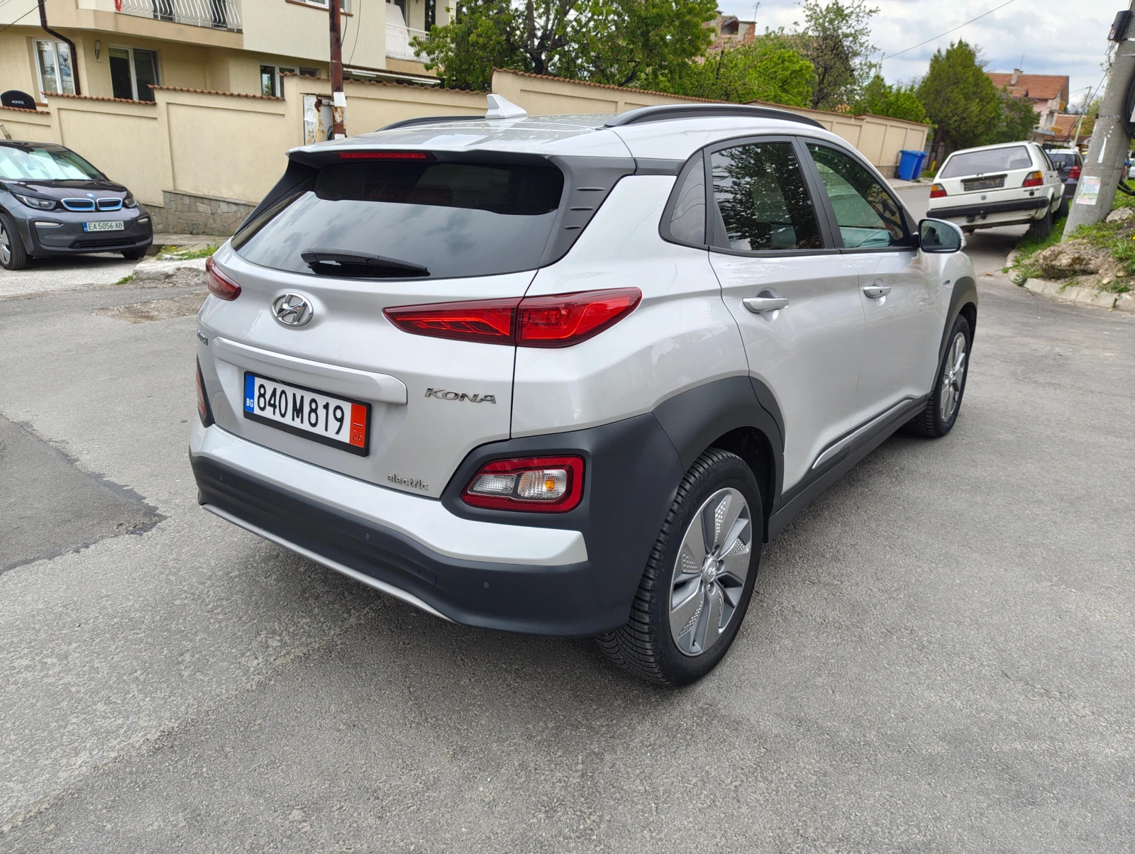 Hyundai Kona 64KWh* SOH 100%* BLUE LINK* DISTRONIC* Tермопомпа, снимка 3 - Автомобили и джипове - 54521227