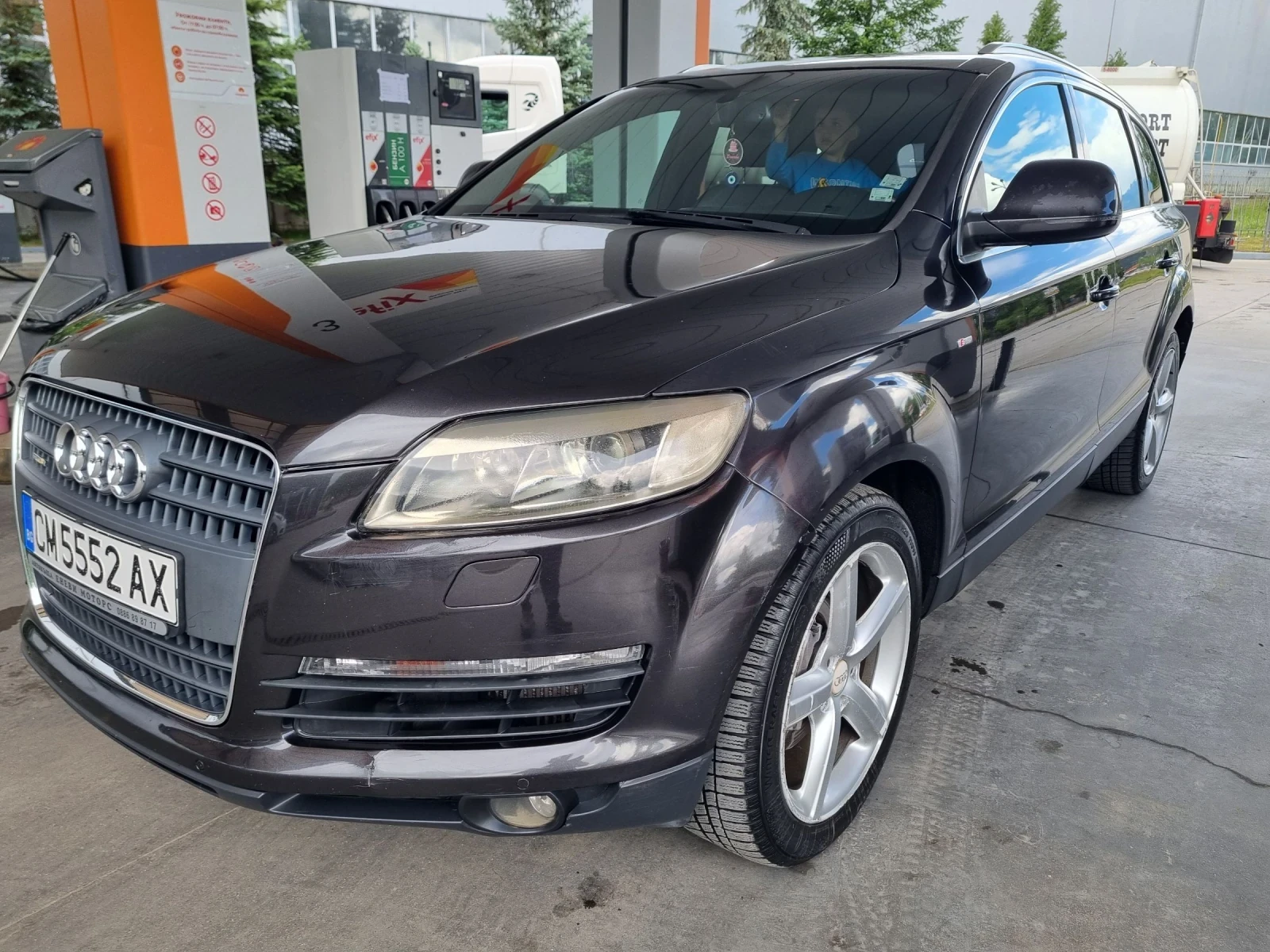 Audi Q7 4.2/ 7местен/ S-line, снимка 2 - Автомобили и джипове - 54786944