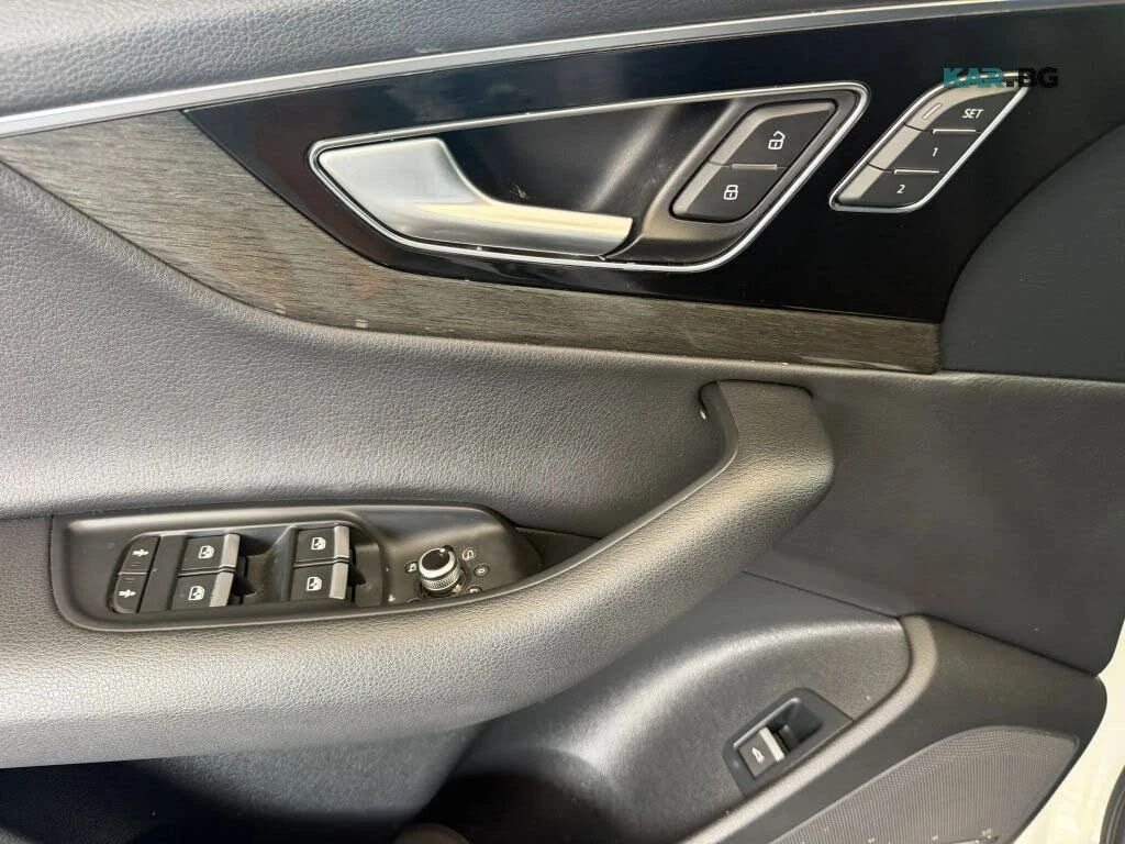 Audi Q7 Premium Plus * 360 * АвтоКредит * (ЦЕНА ДО БГ), снимка 10 - Автомобили и джипове - 56057878