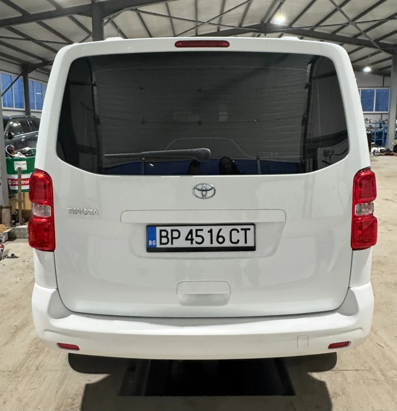 Toyota Proace 2.0TDI KLIMA. ШВЕЙЦАРИЯ , снимка 2 - Бусове и автобуси - 53308283