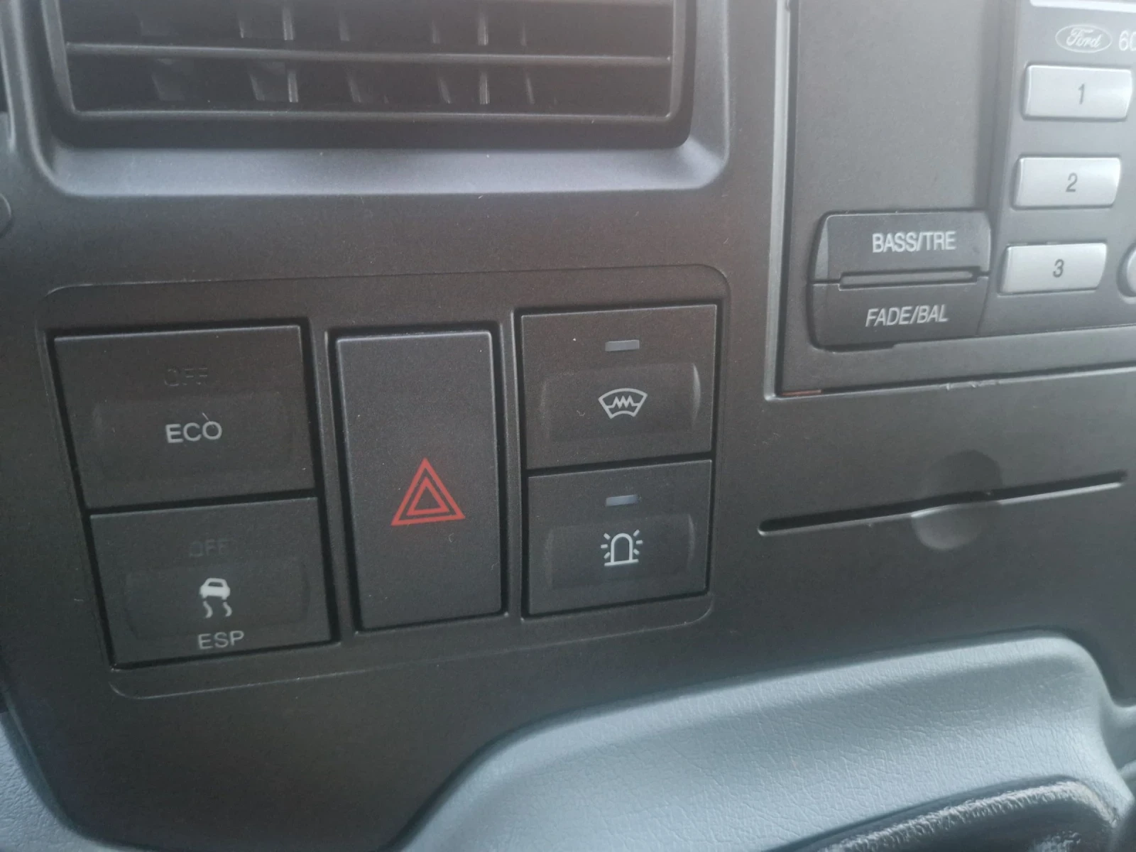 Ford Transit Товарен - изображение 8