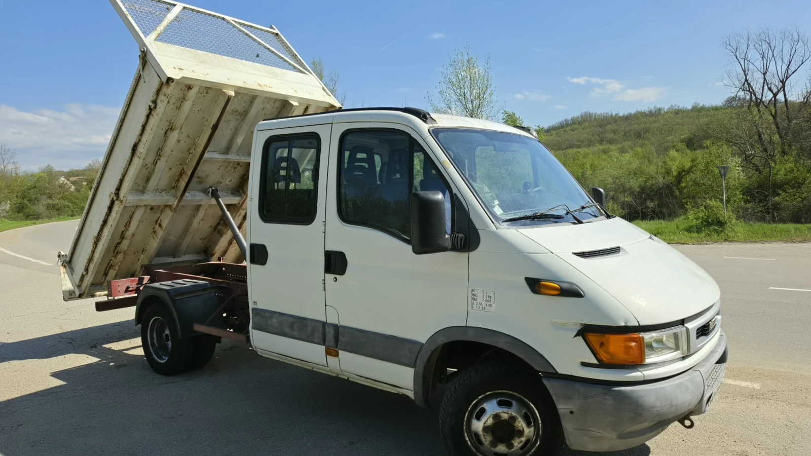 Iveco Daily Фабричен Самосвал , снимка 15 - Бусове и автобуси - 54332630