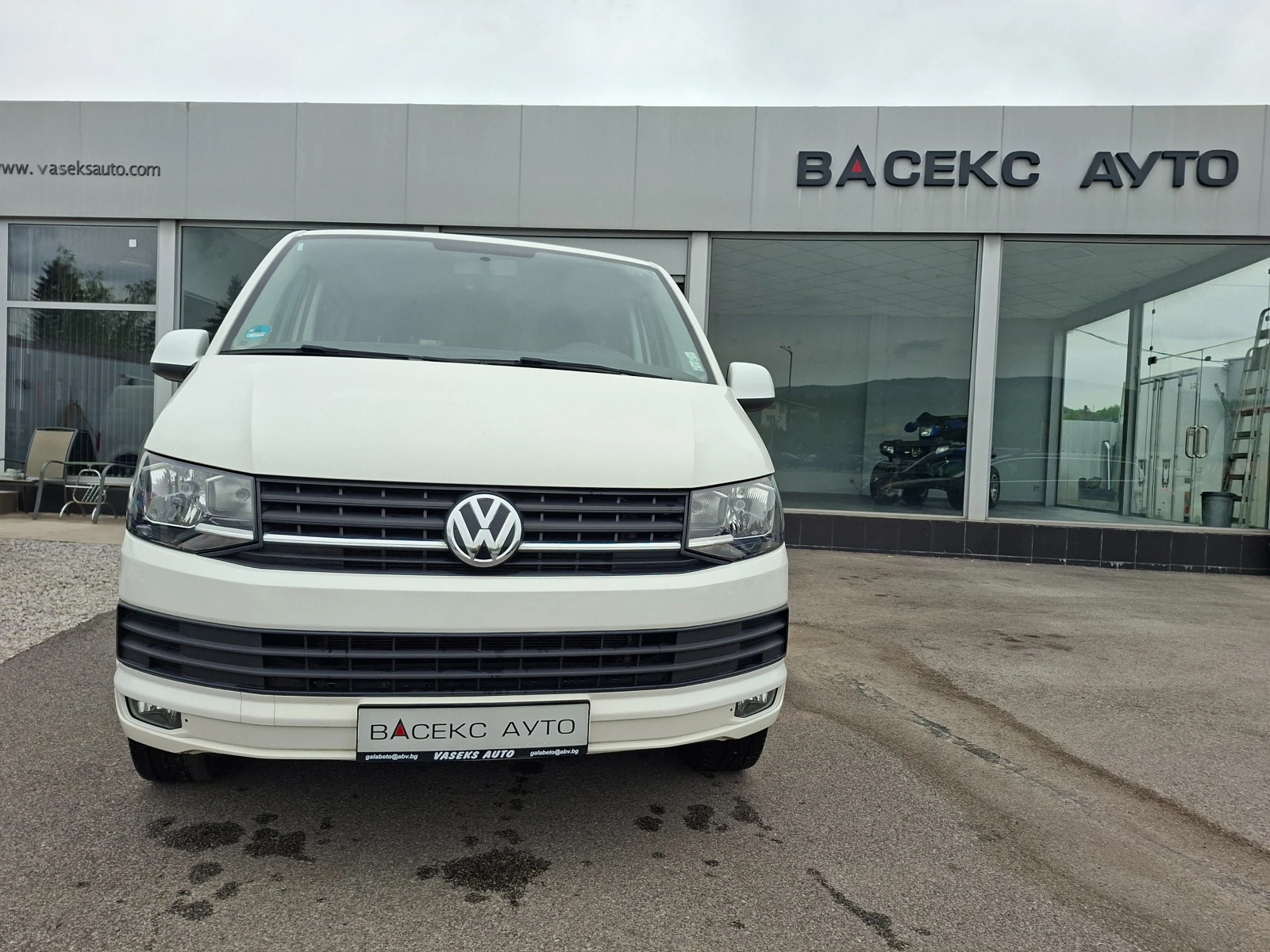 VW Transporter UNIKAT-NOV