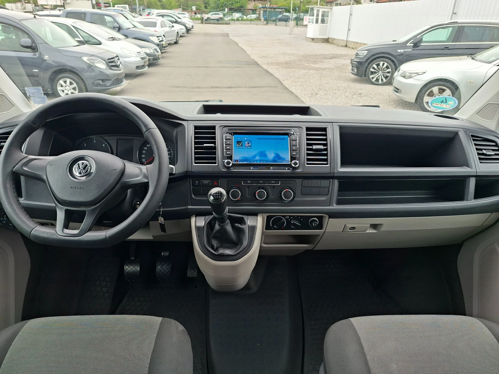 VW Transporter UNIKAT-NOV, снимка 8 - Бусове и автобуси - 54495864