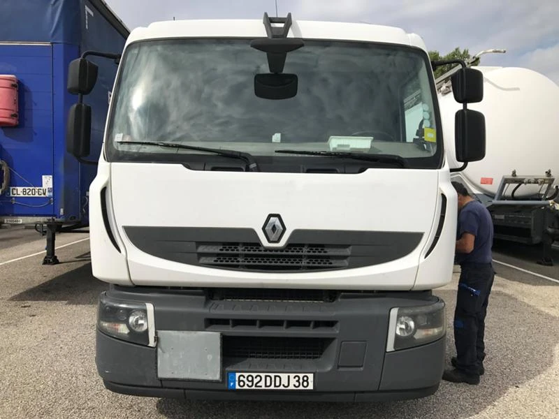 Renault Premium 410 DXi - ADR - , снимка 2 - Камиони - 54359982