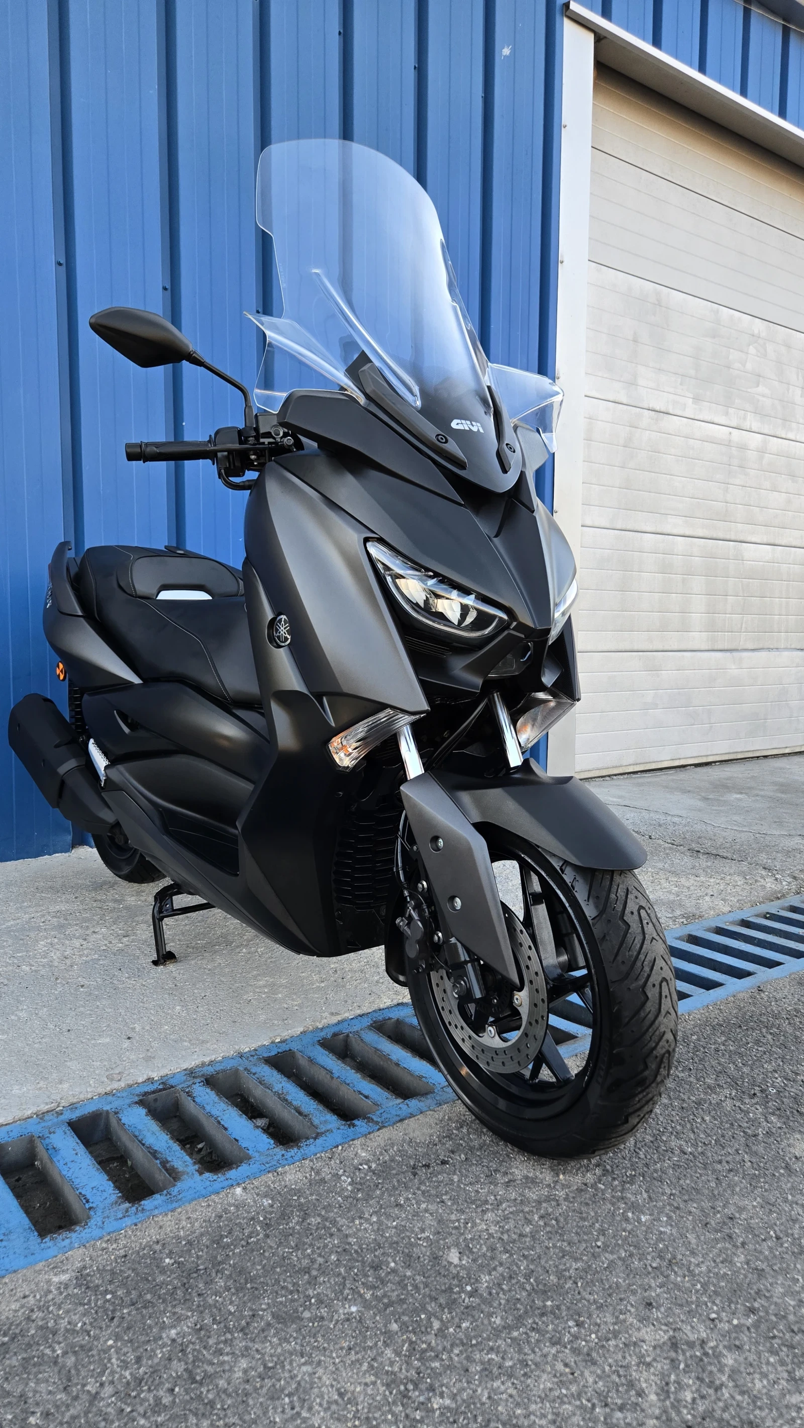Yamaha X-max 300i ABS TC LED - изображение 2