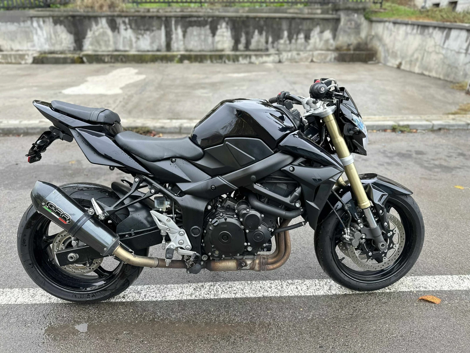Suzuki Gsr 750 | Mobile.bg   7