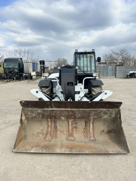 Телескопичен товарач Bobcat Bobcat T40140 | Auto.bg — изображение 3