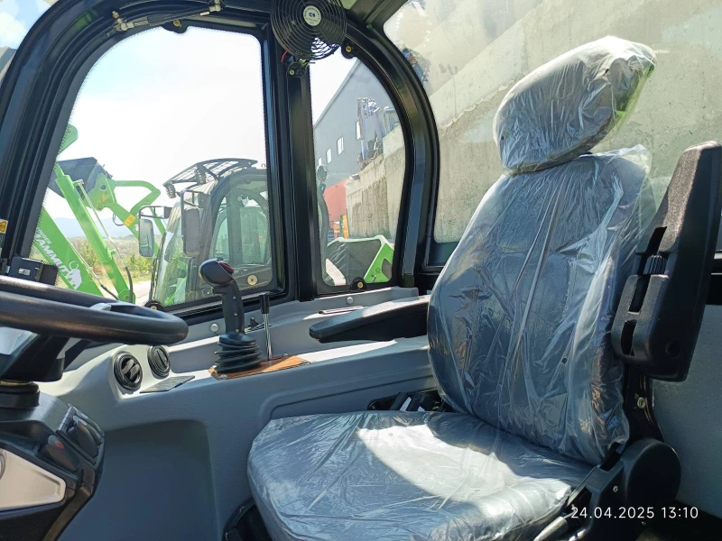 Телескопичен товарач Komatsu МАМУТ X -TRA, снимка 6 - Селскостопанска техника - 52437449