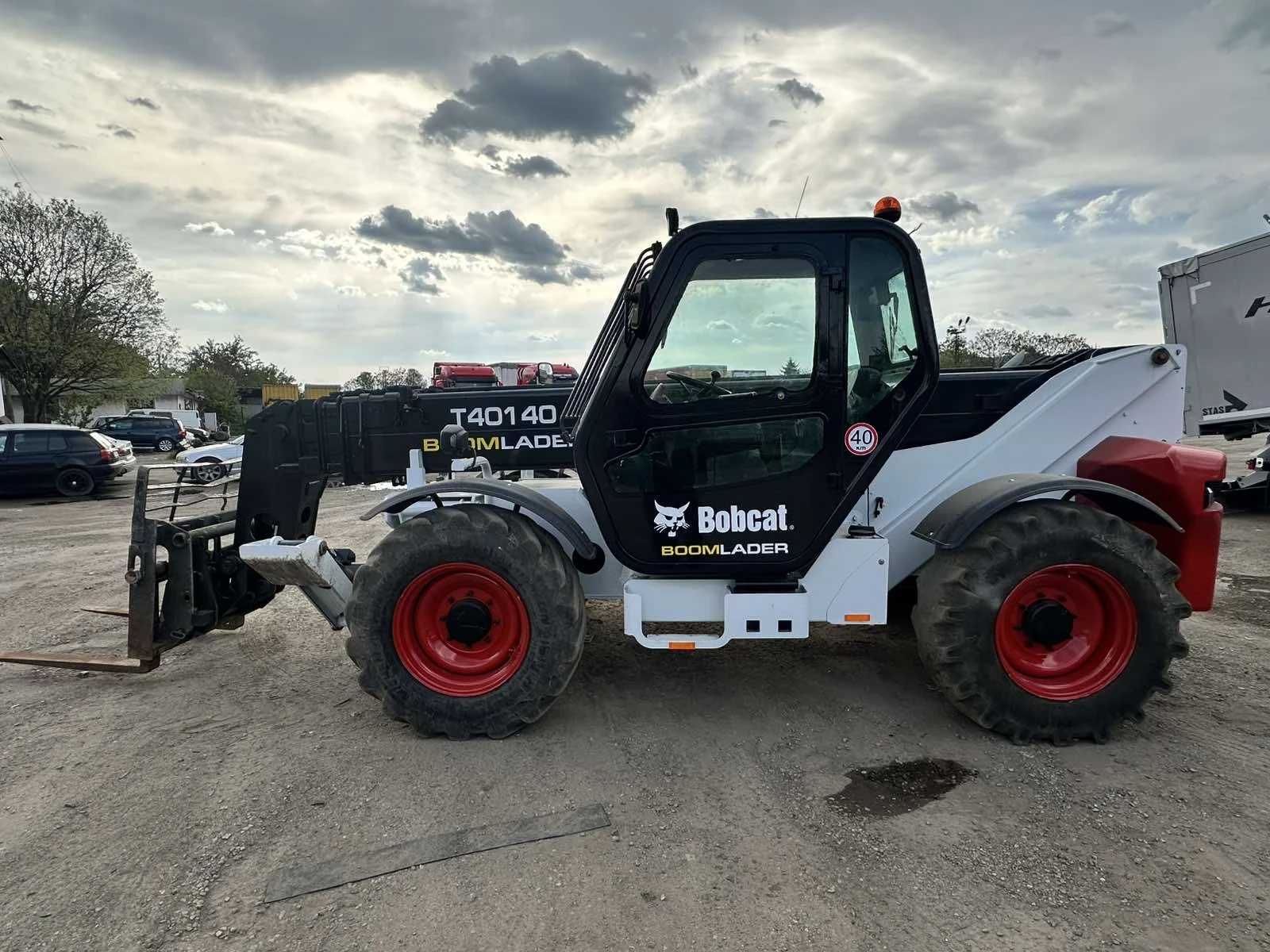 Телескопичен товарач Bobcat Bobcat T40140, снимка 5 - Селскостопанска техника - 54611305