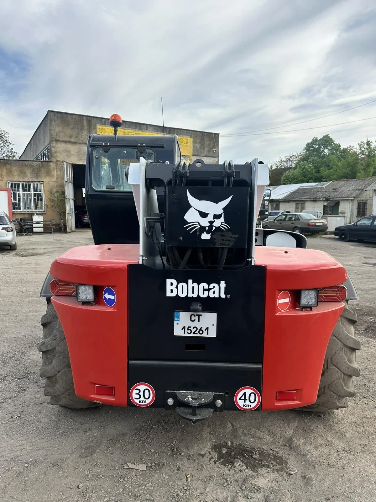 Телескопичен товарач Bobcat Bobcat T40140, снимка 3 - Селскостопанска техника - 54611305