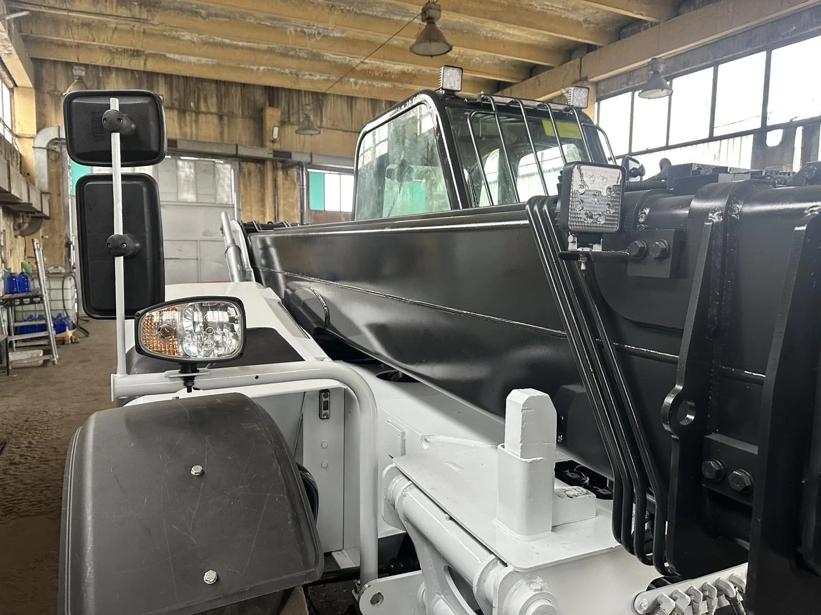 Телескопичен товарач Bobcat Bobcat T40140, снимка 9 - Селскостопанска техника - 53926739