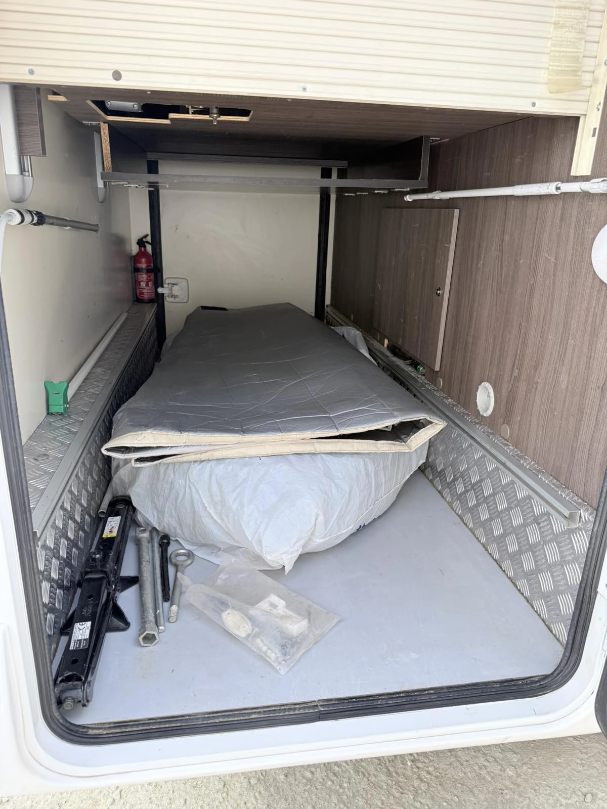 Кемпер McLouis NEVIS, снимка 17 - Каравани и кемпери - 53894857