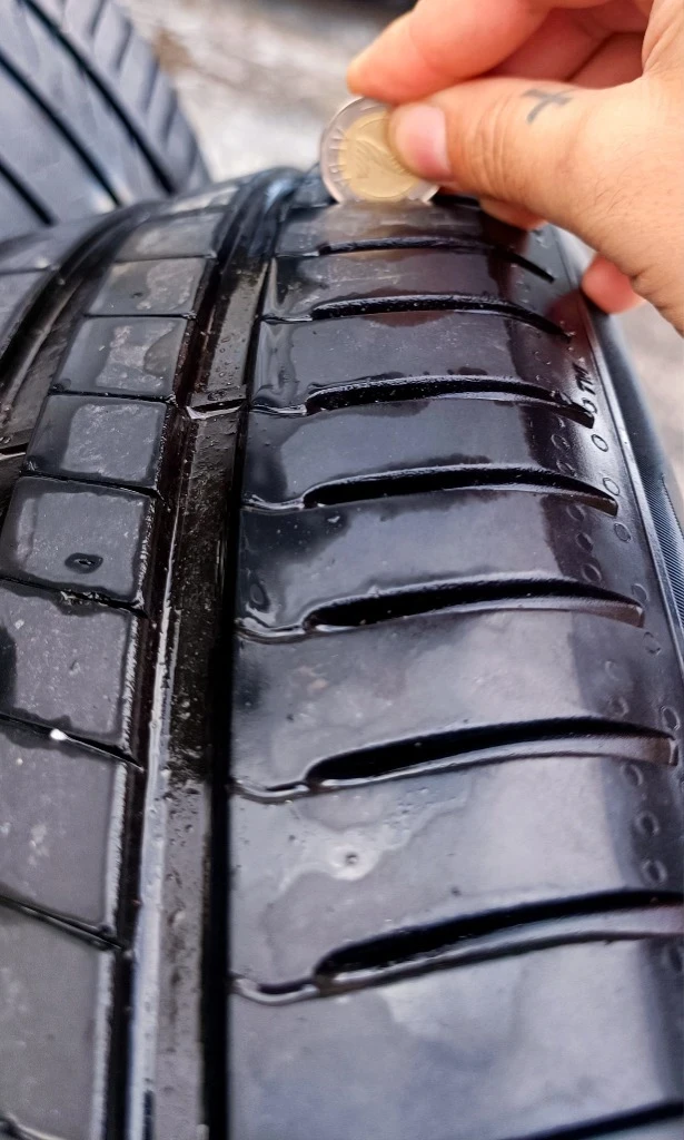 Гуми Летни 245/45R18