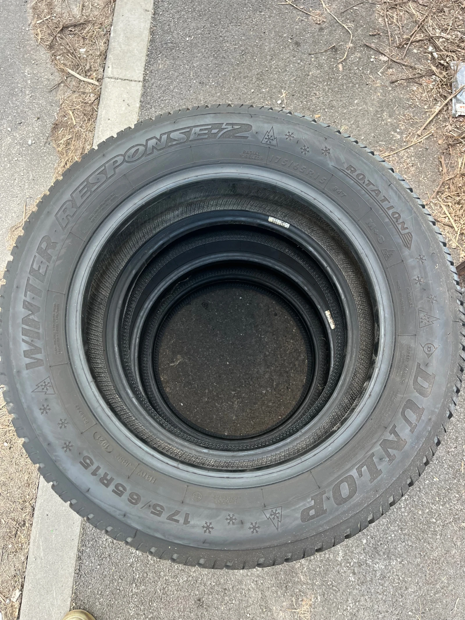 Гуми Зимни 175/65R15, снимка 3 - Гуми и джанти - 56197286