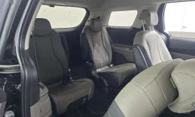 Kia Carnival Diesel 9 Seater Prestige, снимка 11