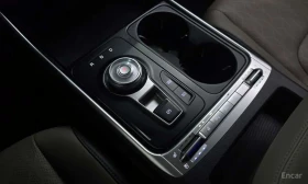 Kia Carnival Diesel 9 Seater Prestige, снимка 9