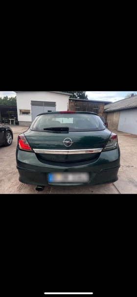     Opel Astra GTC