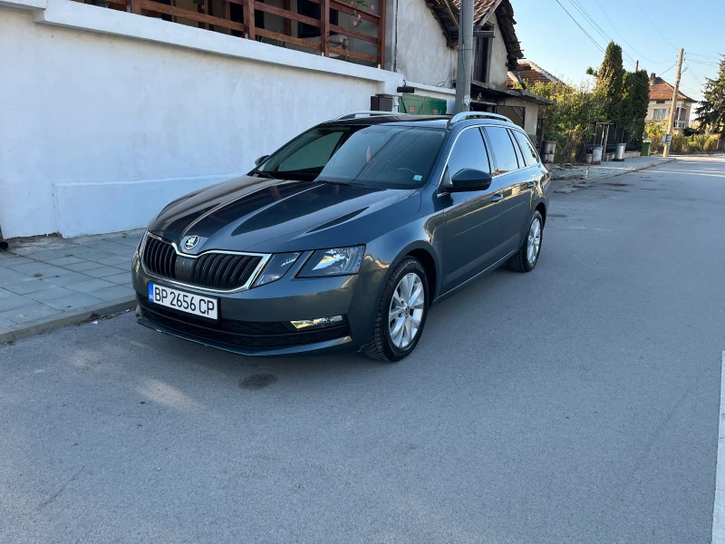 Skoda Octavia Навигация , автоматик, снимка 1 - Автомобили и джипове - 47863791