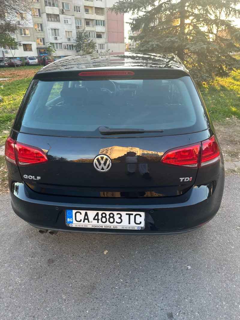 VW Golf, снимка 5 - Автомобили и джипове - 48045370