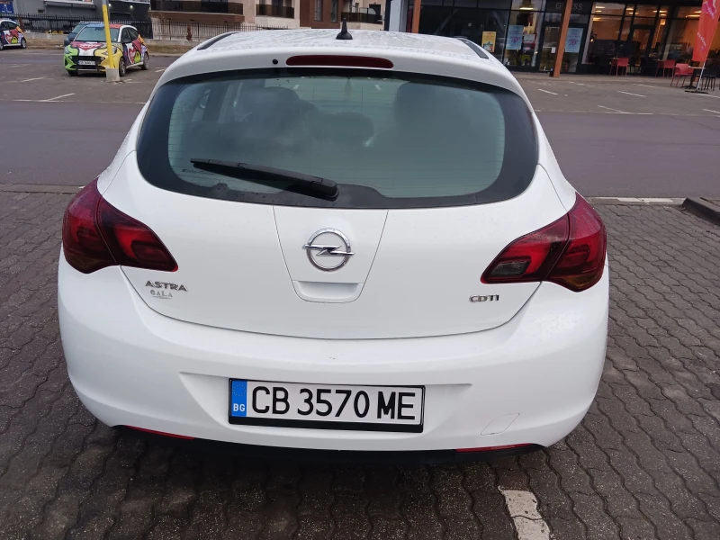 Opel Astra, снимка 3 - Автомобили и джипове - 48903849