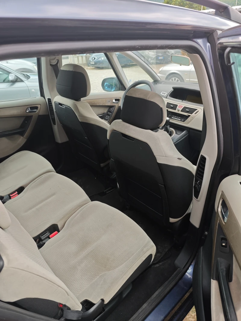 Citroen C4 Picasso 1.6HDI 7 МЕСТEН, снимка 7 - Автомобили и джипове - 51050832