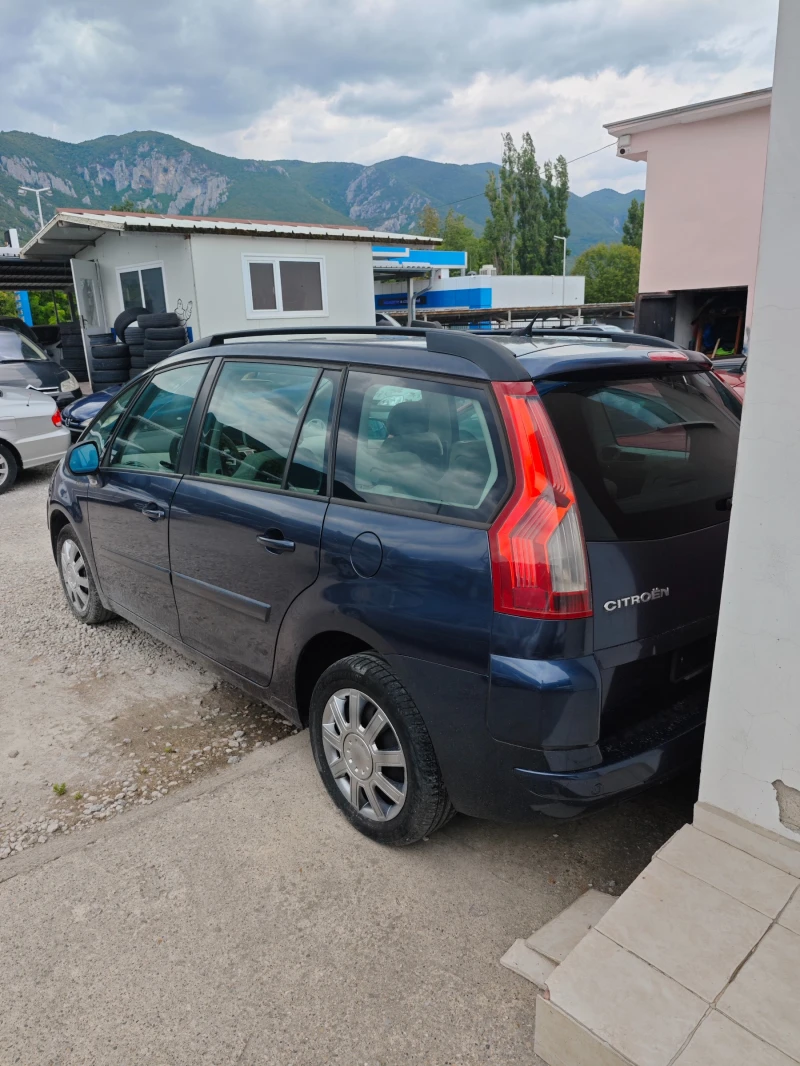 Citroen C4 Picasso 1.6HDI 7 МЕСТEН, снимка 4 - Автомобили и джипове - 51050832