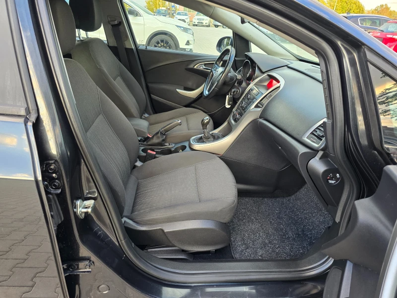 Opel Astra 1.4 Бензин-Газ, 140к.с., 2012г., снимка 12 - Автомобили и джипове - 51214276