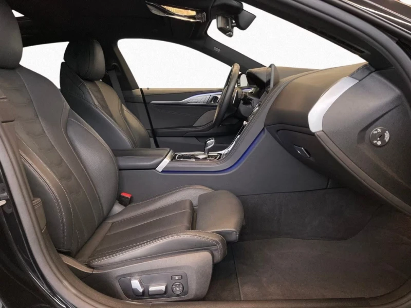 BMW 850 M xDrive Gran Coupé - Laser, Pano, снимка 7 - Автомобили и джипове - 52116618