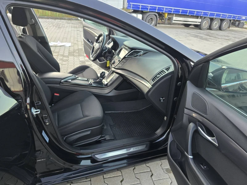 Hyundai I40 2.0, снимка 8 - Автомобили и джипове - 52244201