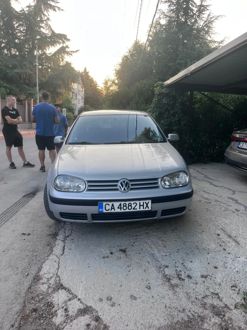 VW Golf, снимка 5 - Автомобили и джипове - 52617140