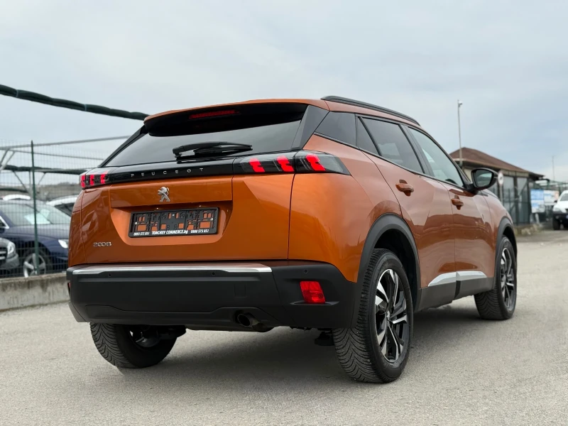 Peugeot 2008 1.2i-87.000km-NEW-TOP-CAR PLAY-LED-XENON-KOJA, снимка 6 - Автомобили и джипове - 53478585