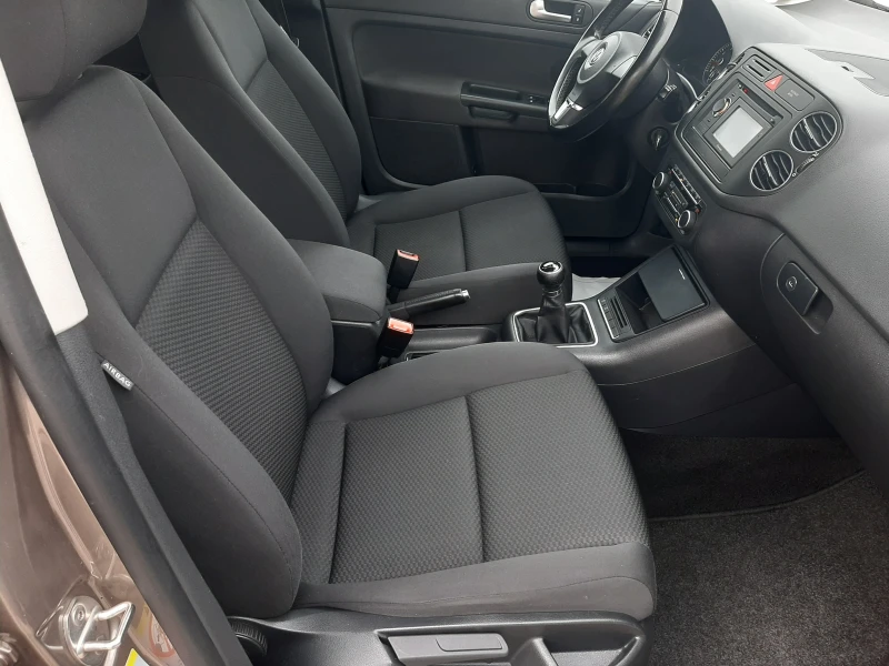 VW Golf Plus 1.2TSI BlueMotion, снимка 13 - Автомобили и джипове - 53483963