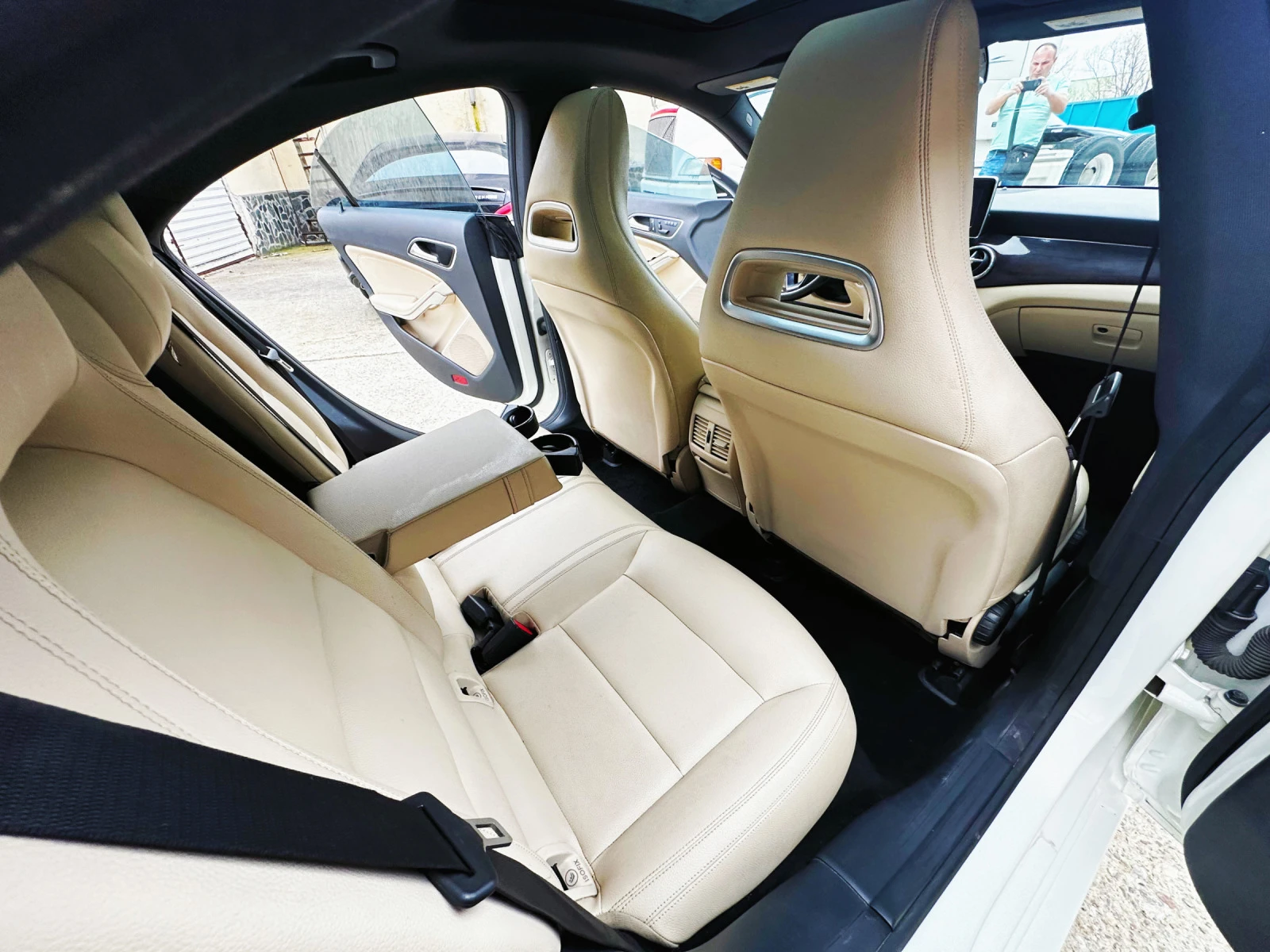 Mercedes-Benz CLA 250 AMG LINE* PANO* CAMERA* HARMAN KARDON* ����� ����� | Mobile.bg � ����������� 12