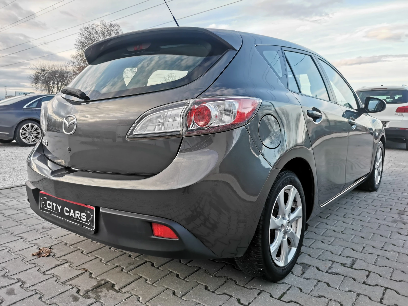 Mazda 3 1.6D - изображение 9