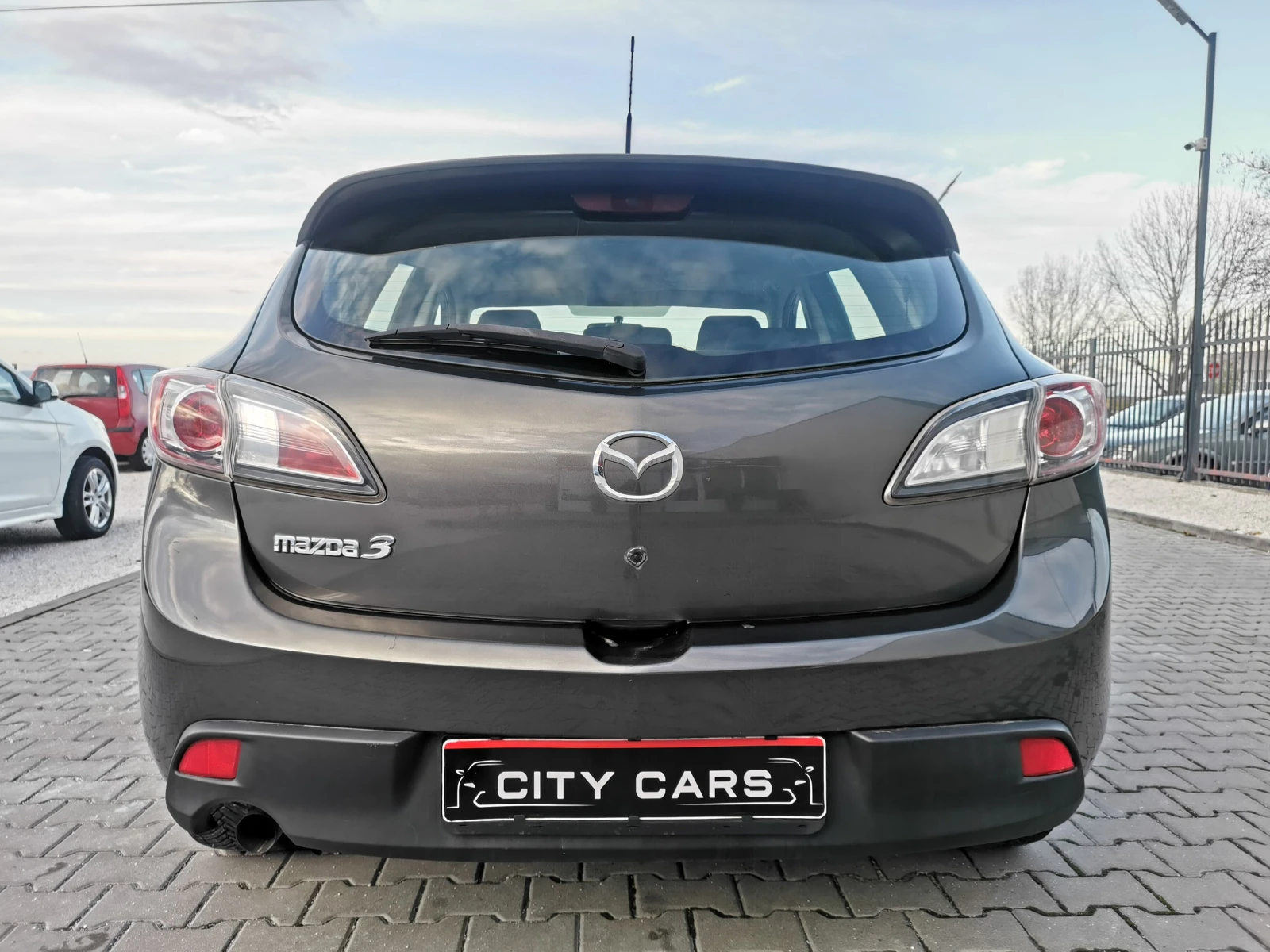 Mazda 3 1.6D - изображение 8