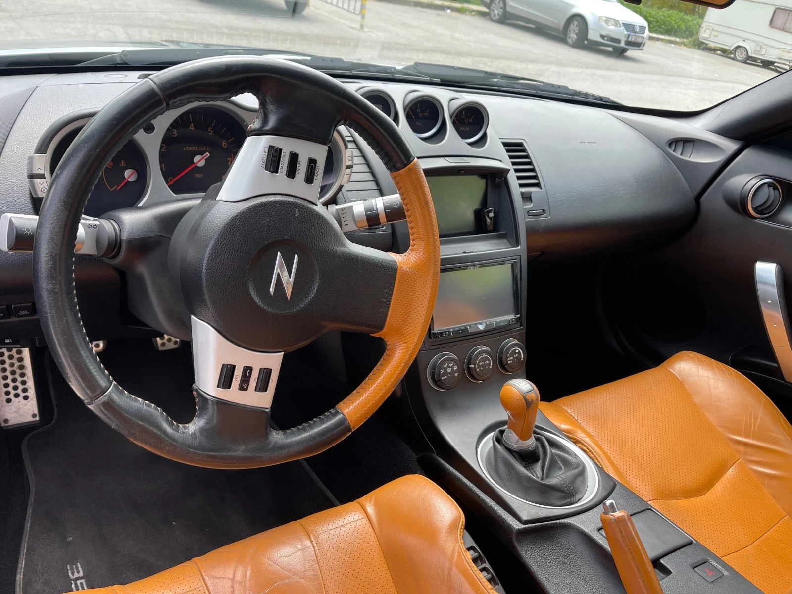 Nissan 350z  - изображение 10