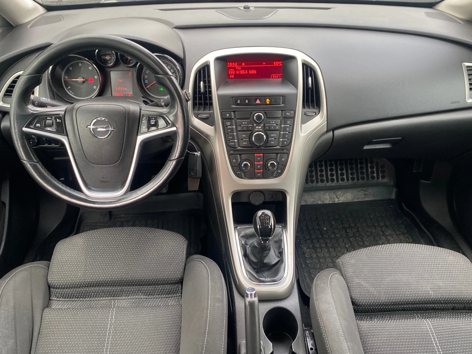 Opel Astra 1.7CDTI-110k.s.-Обслужен-6скорости - изображение 7
