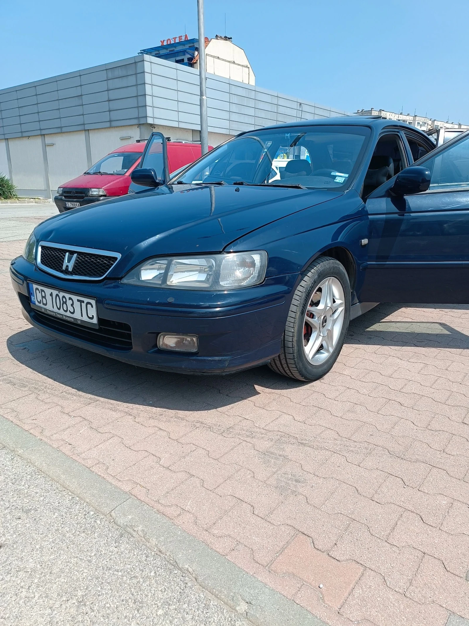 Honda Accord 2.0 iES - изображение 2
