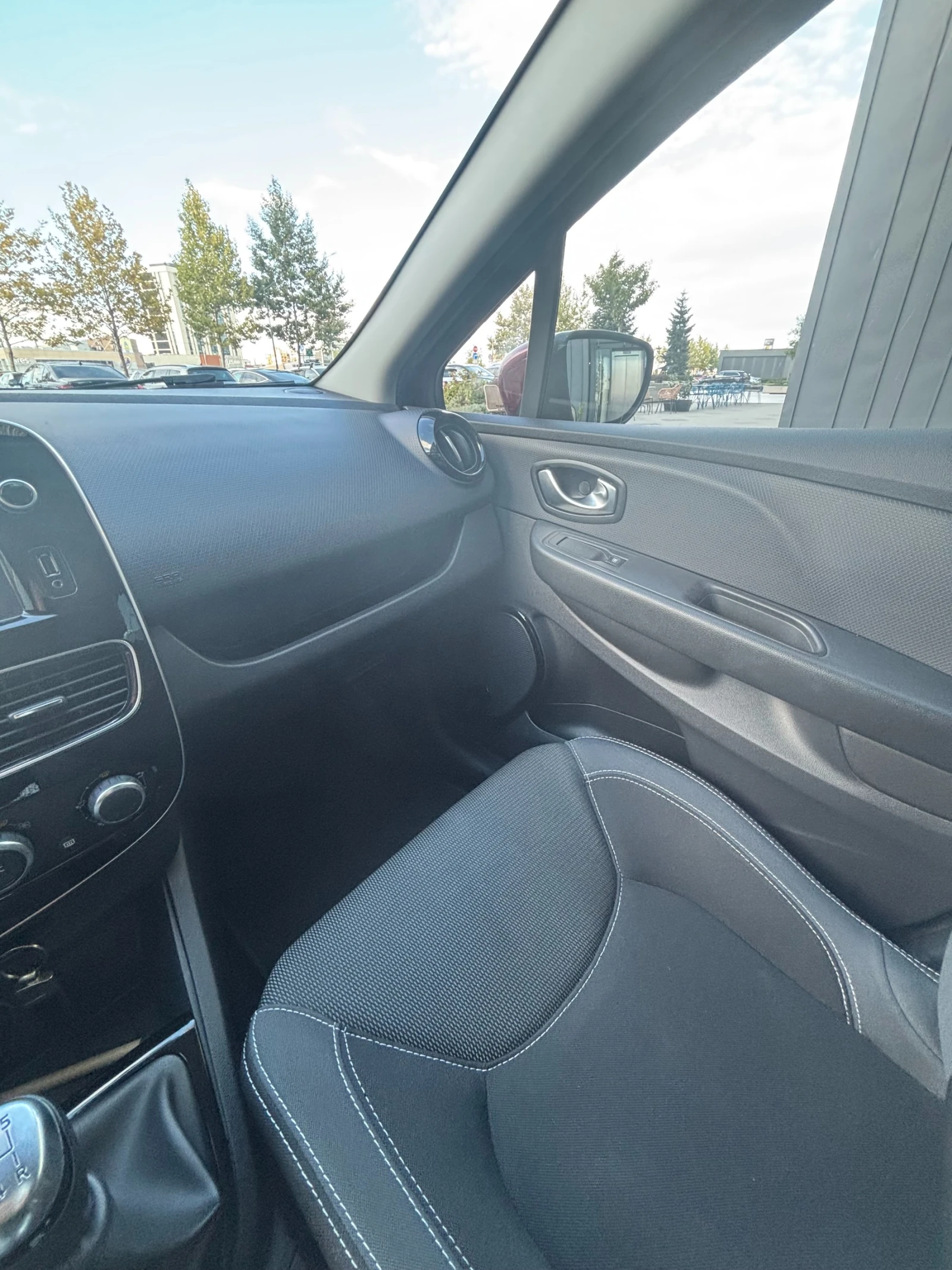 Renault Clio | Mobile.bg — изображение 12