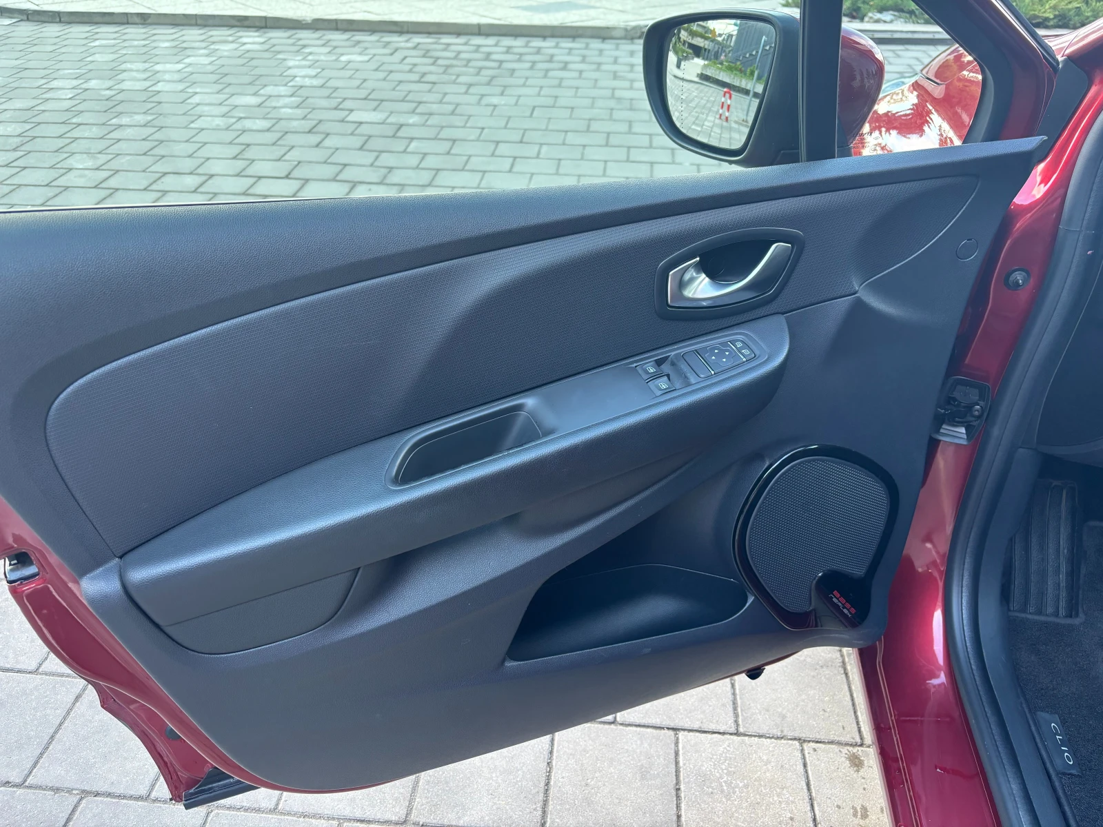 Renault Clio | Mobile.bg — изображение 13