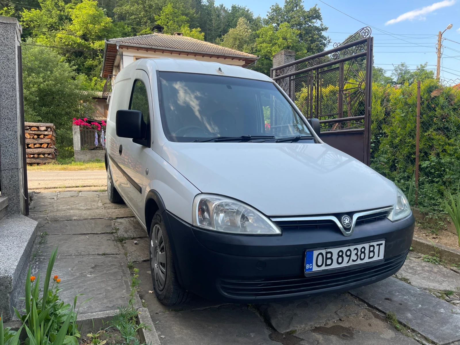 Opel Combo 1.7CDTI-107к.с-ДЕСЕН ВОЛАН-ТОВАРЕН | Mobile.bg — изображение 4
