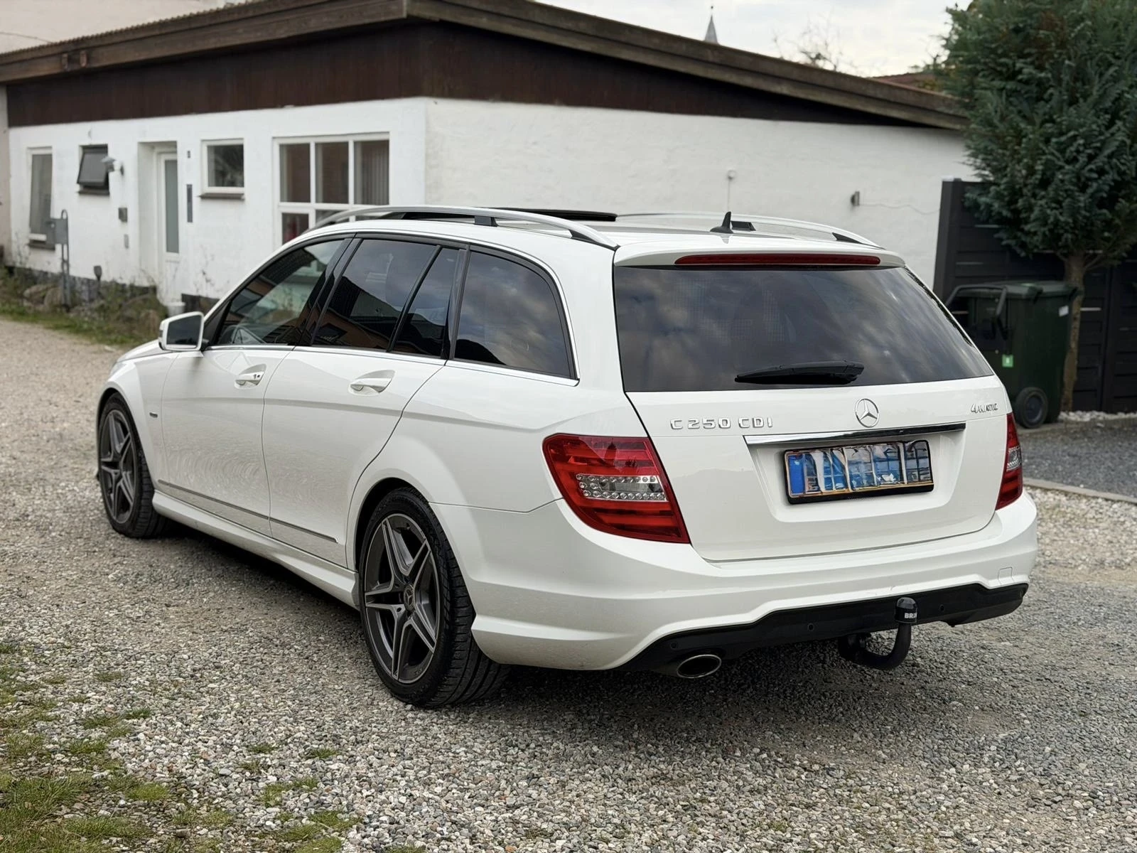 Mercedes-Benz C 220 C250/4MATIC/AMG/HARMAN/MEMORY | Mobile.bg   4
