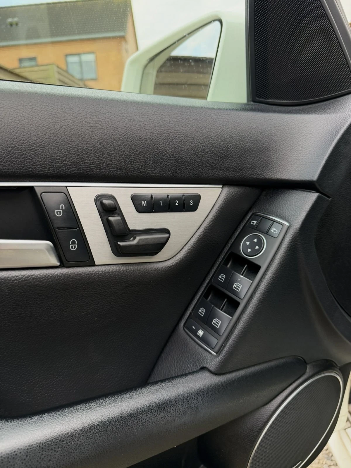 Mercedes-Benz C 220 C250/4MATIC/AMG/HARMAN/MEMORY | Mobile.bg   11