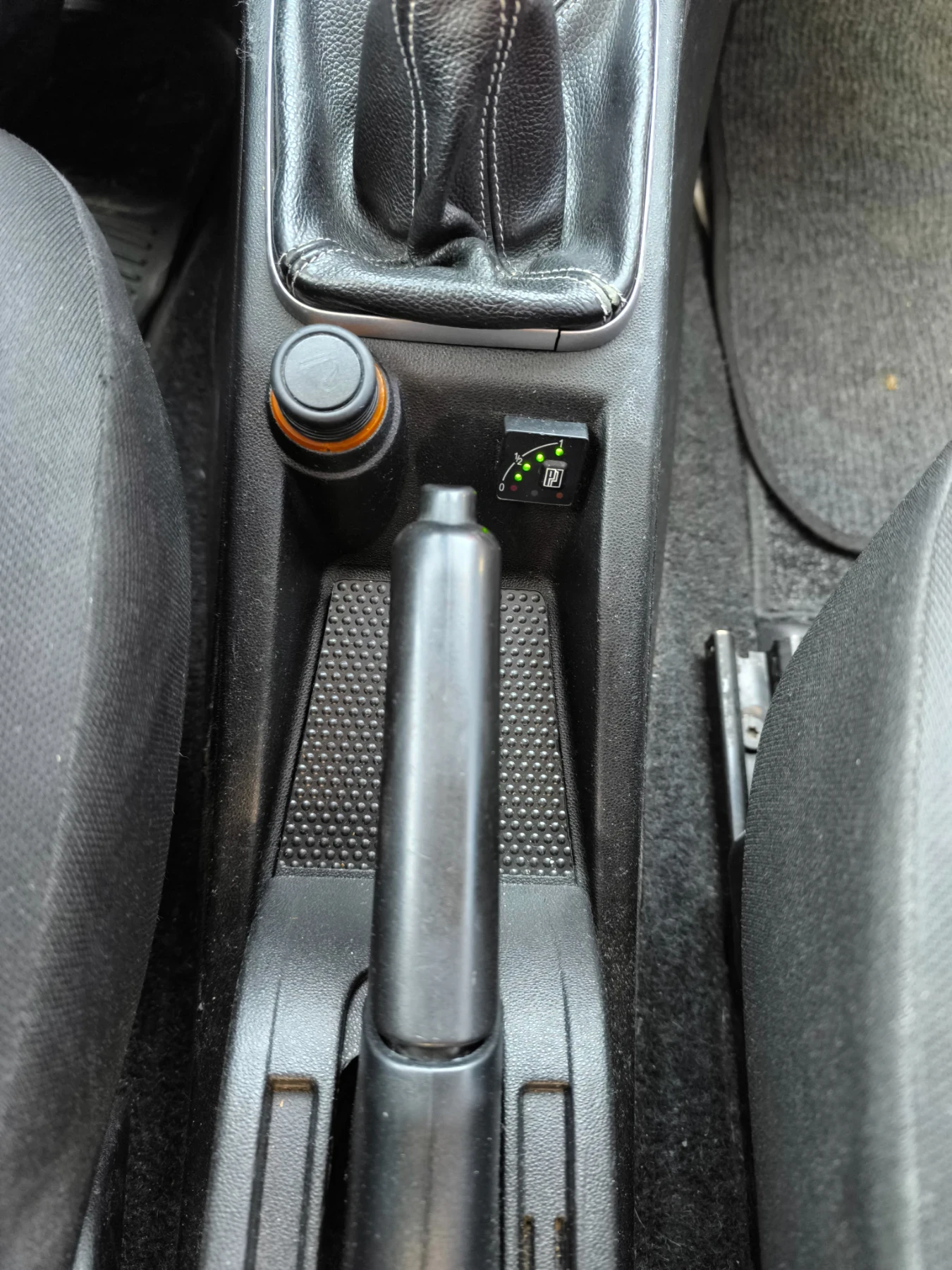 Fiat Punto 1.4 бензин-газ - изображение 8