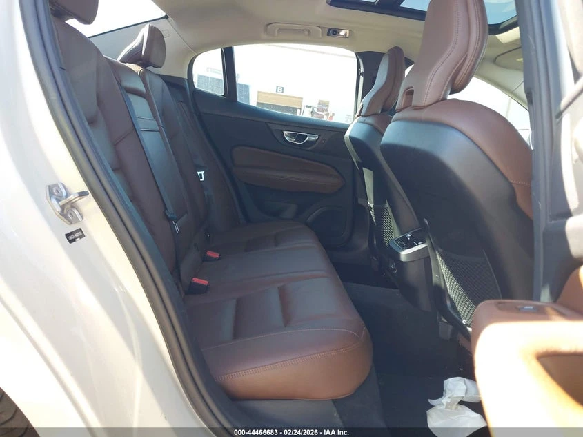 Volvo S60 2.0L I-4 DI, DOHC, VVT, TURBO/SUPERCHARGER, 316HP, снимка 8 - Автомобили и джипове - 53830428