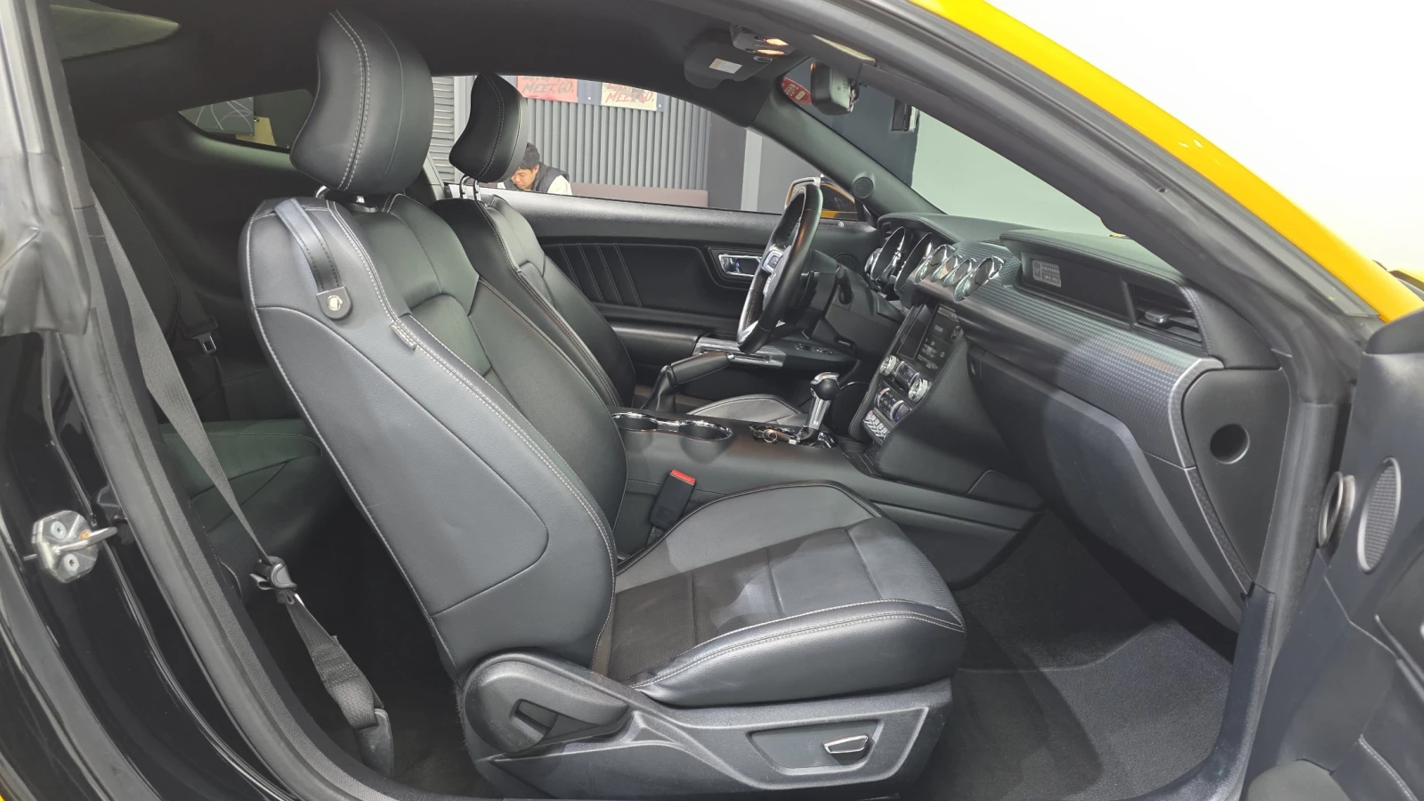 Ford Mustang 2.3L ECOBOOST autogeorge.com, снимка 10 - Автомобили и джипове - 54148779