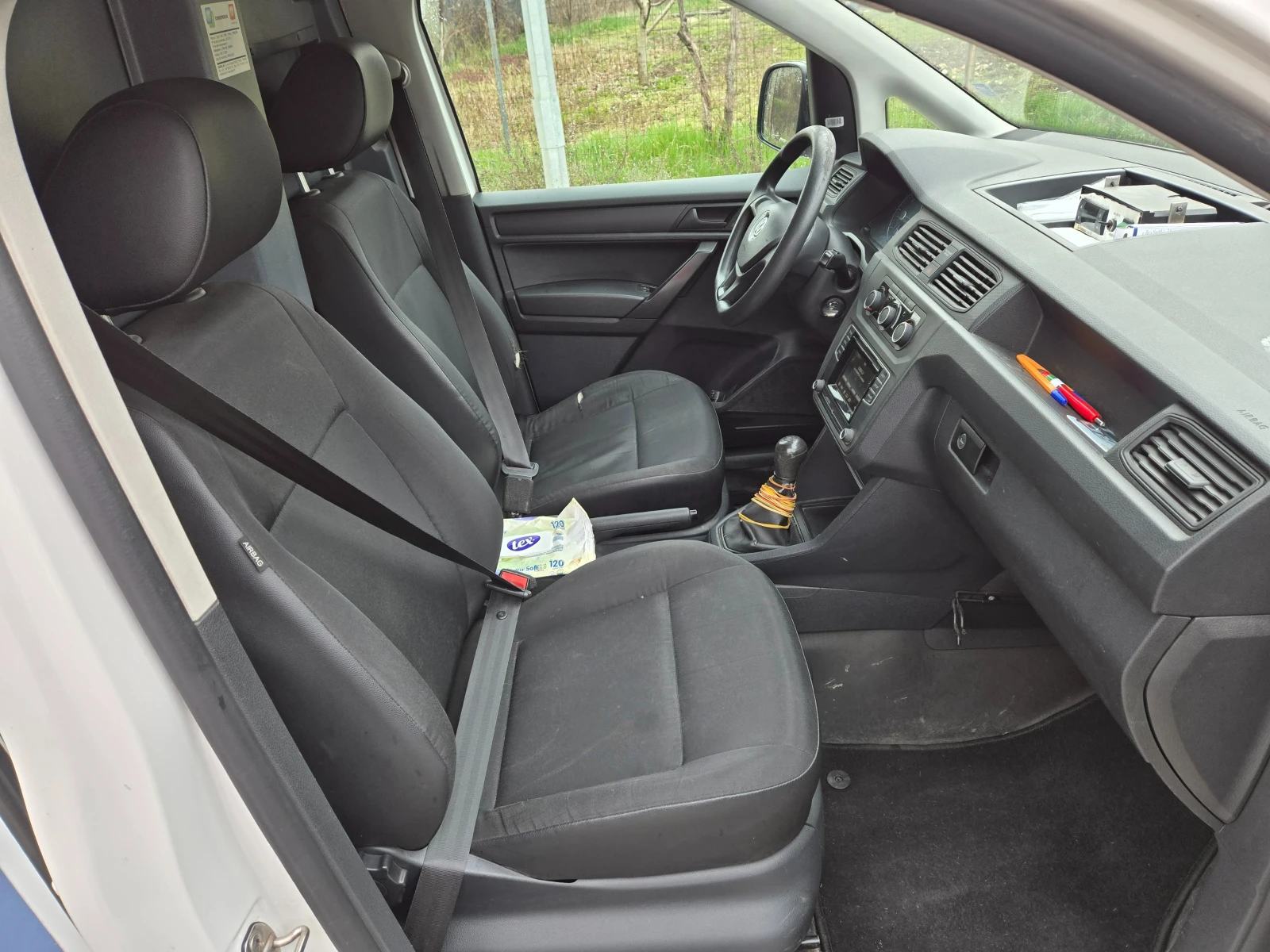 VW Caddy 2.0 TDI Maxi Хладилен Нави Клима Парктроник, снимка 11 - Автомобили и джипове - 54163214